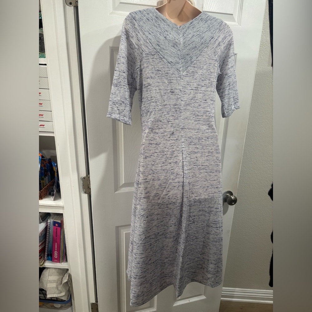 Rabbit Rabbit Rabbit. Cream-light blue Midi Dress. Size 6 - Picture 5 of 7
